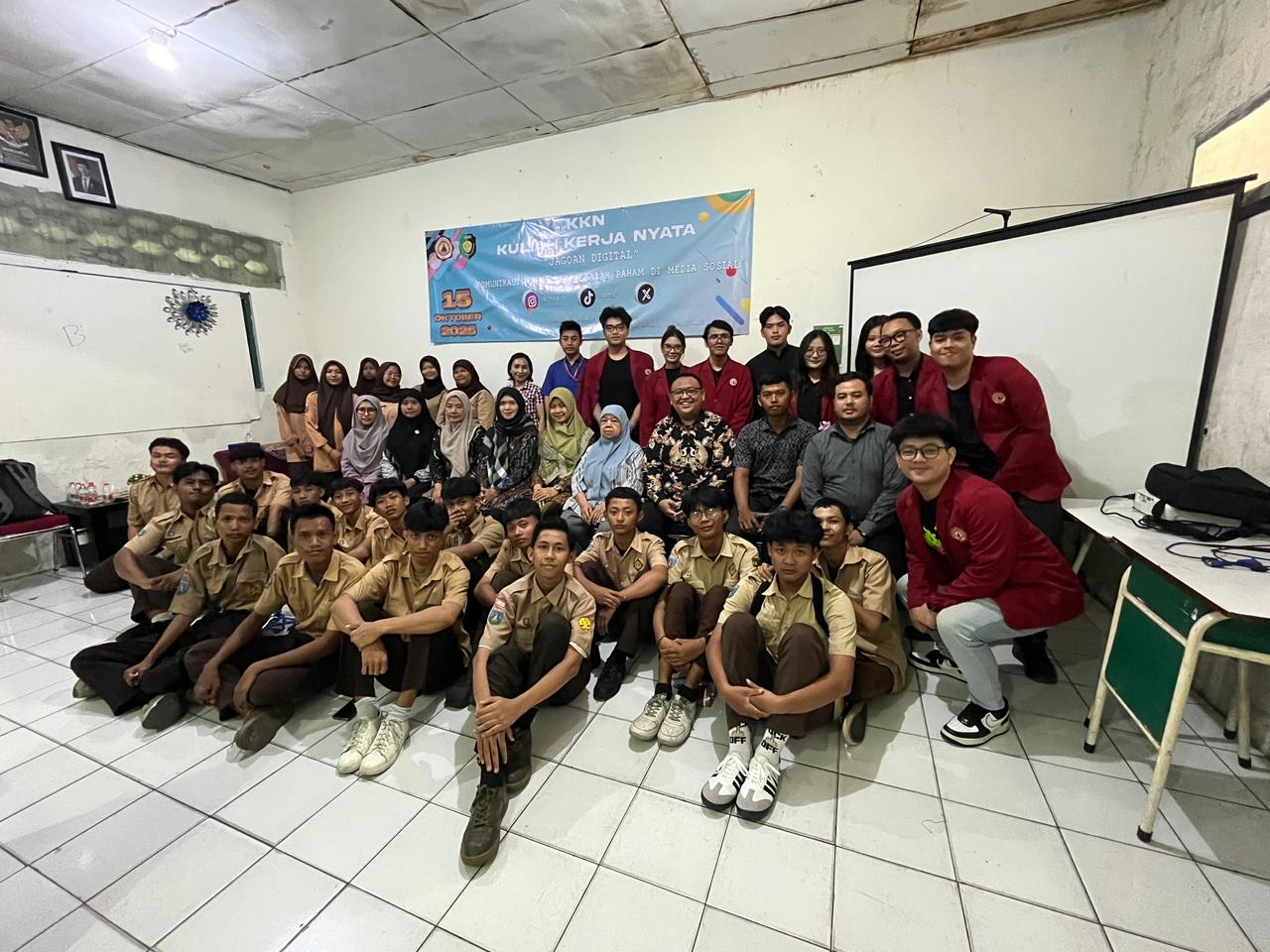 Mahasiswa Ilkom Adakan Kuliah Kerja Nyata "Jagoan Digital"