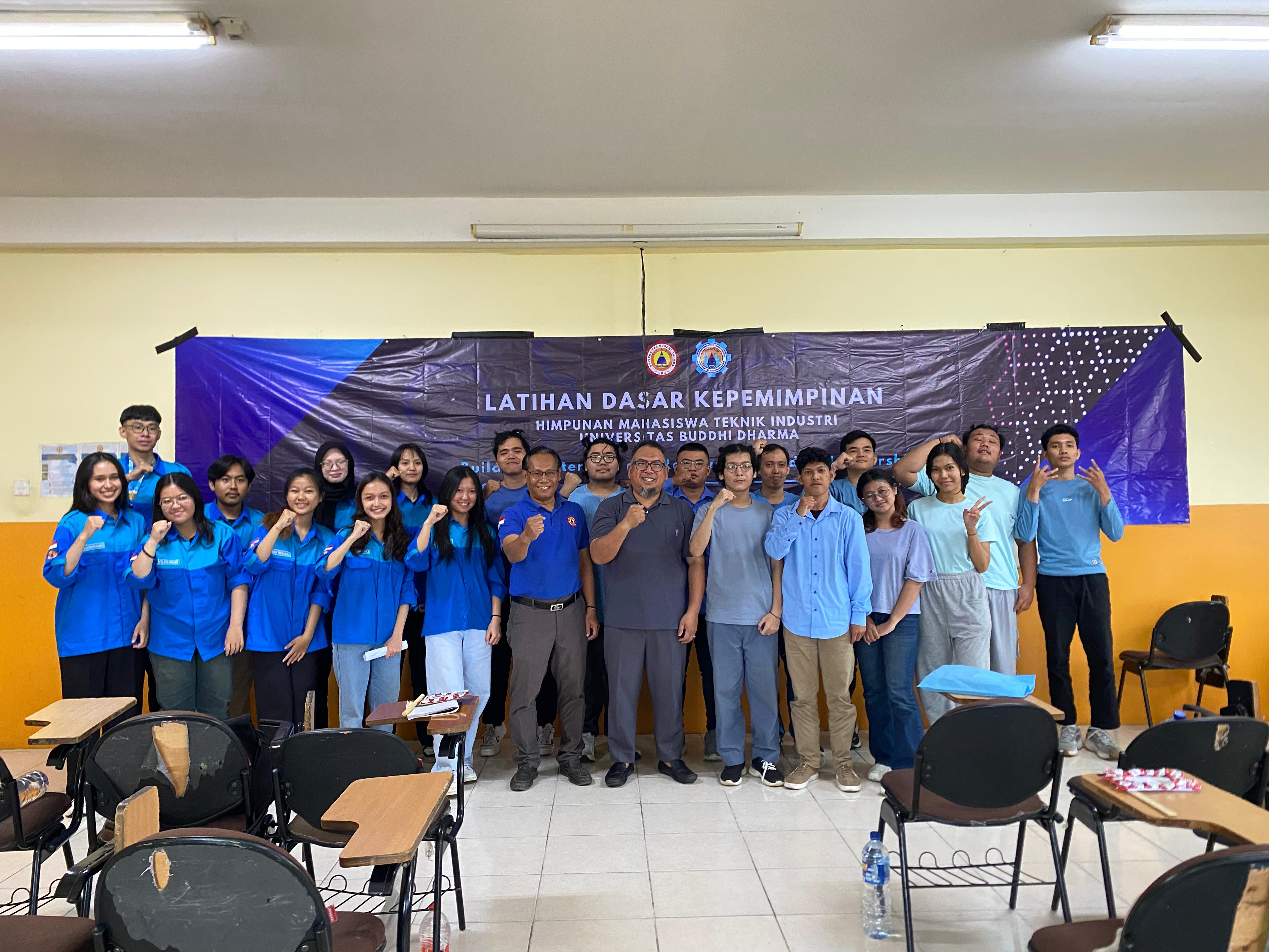 Latihan Dasar Kepemimpinan HIMATIN