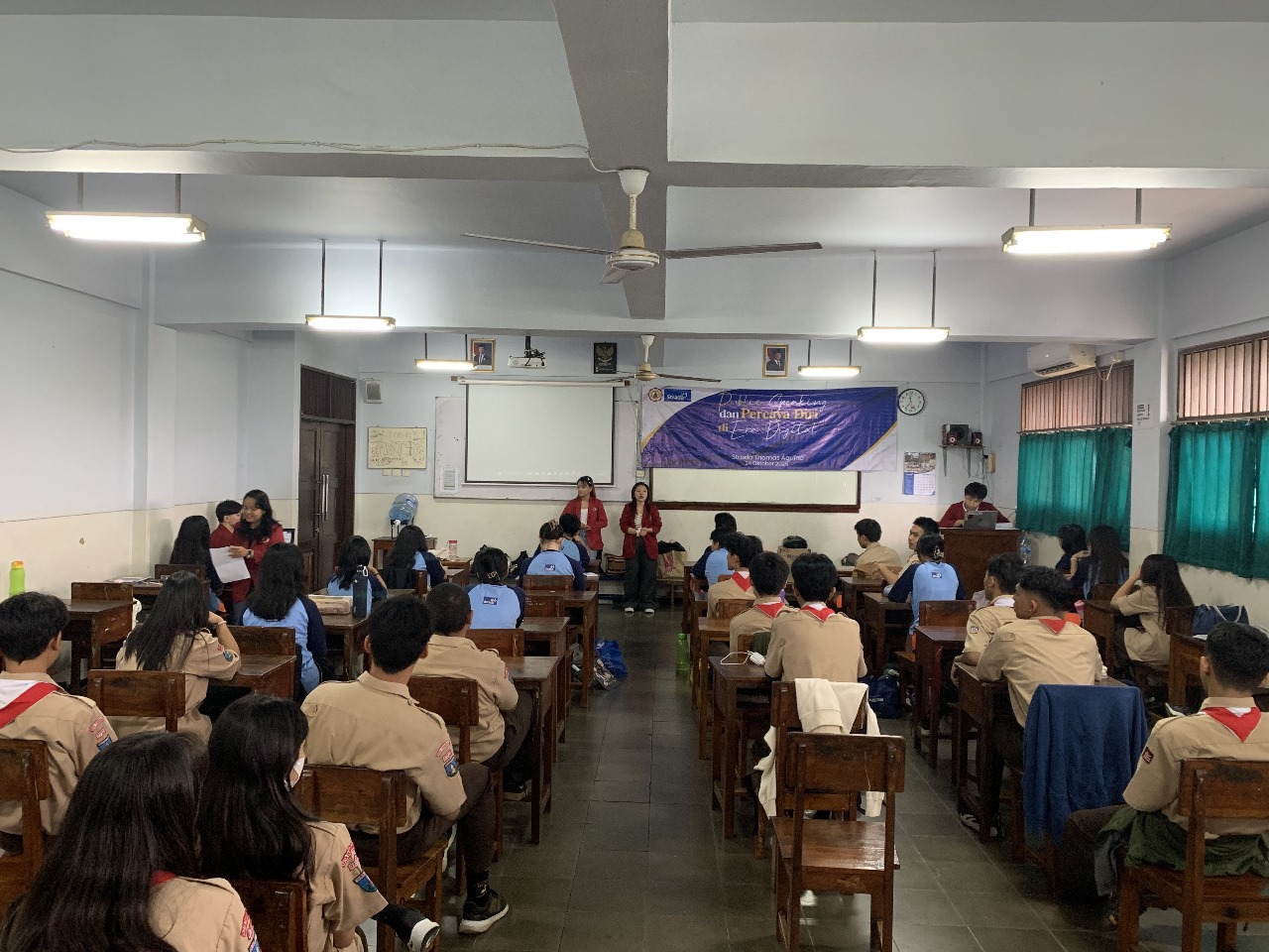 Percaya Diri Di Era DIgital Dengan Public Speaking