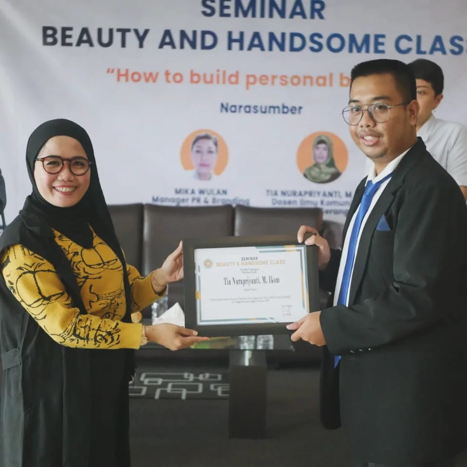 Narasumber di Universitas Serang Raya
