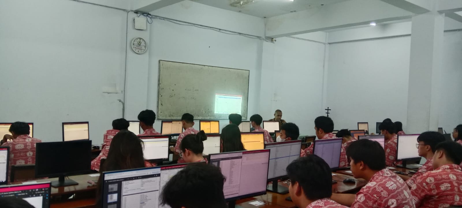 Pelatihan Pajak Untuk Siswa dan Siswi SMK Setia Bakti