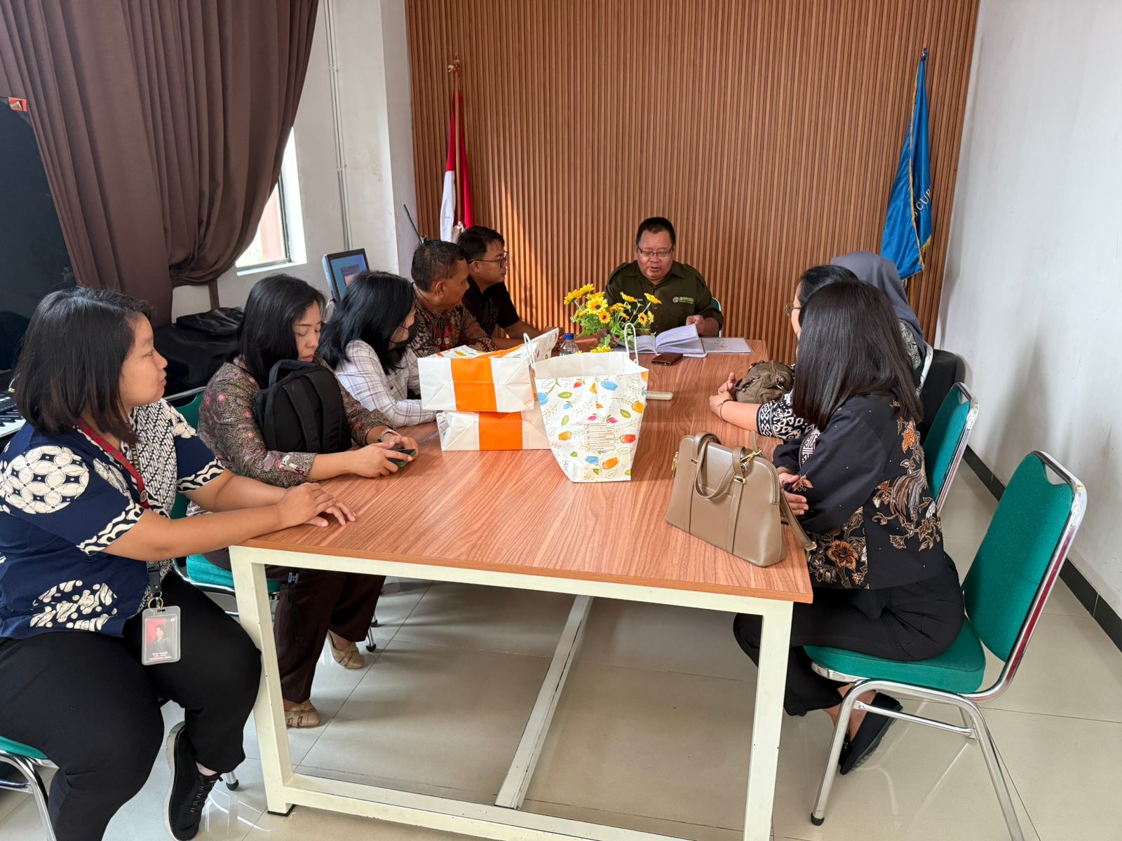 PkM Fakultas Bisnis SMK Yuppentek 5
