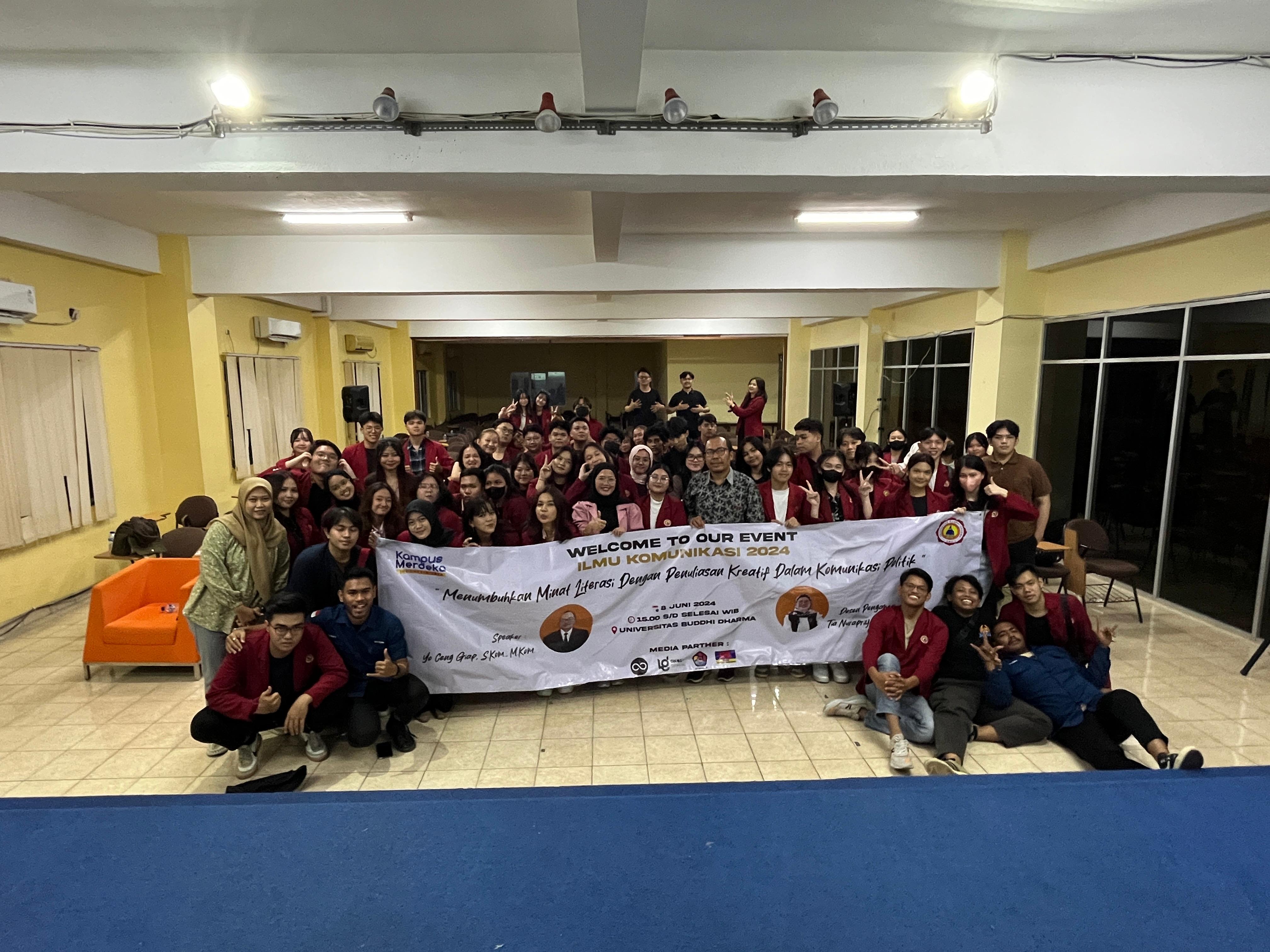 Mahasiswa Ilkom Menggelar Talkshow Creative Writing
